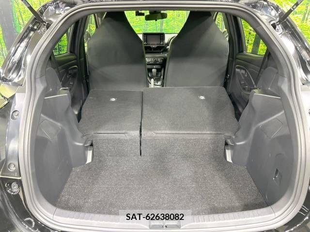 Toyota YARIS 2022-11 340182-10