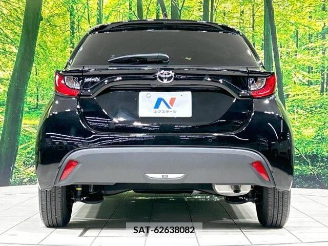 Toyota YARIS 2022-11 340182-14