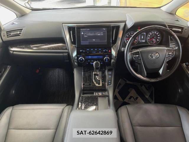 Toyota ALPHARD 2021-06 221407-1