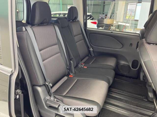 Nissan SERENA 2018-09 367794-17