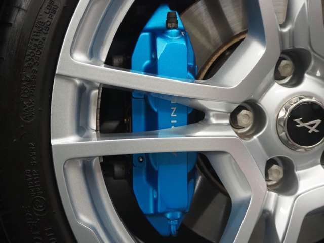 Renault ALPINE 2019-06 24263-10