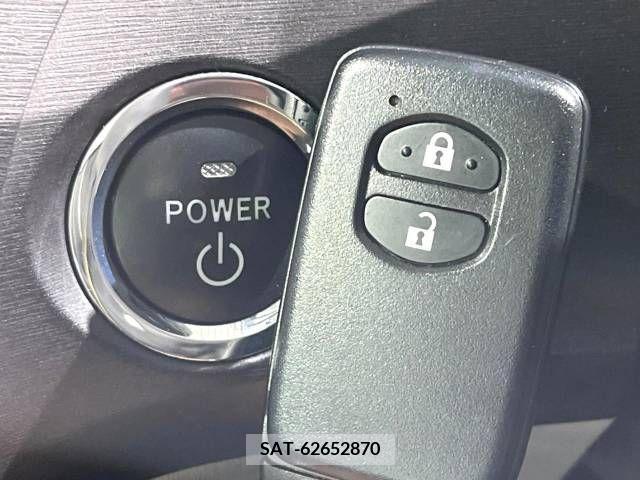 Toyota PRIUS 2010-06 251424-4