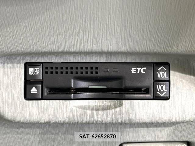 Toyota PRIUS 2010-06 251424-6