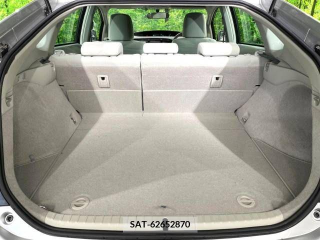 Toyota PRIUS 2010-06 251424-10