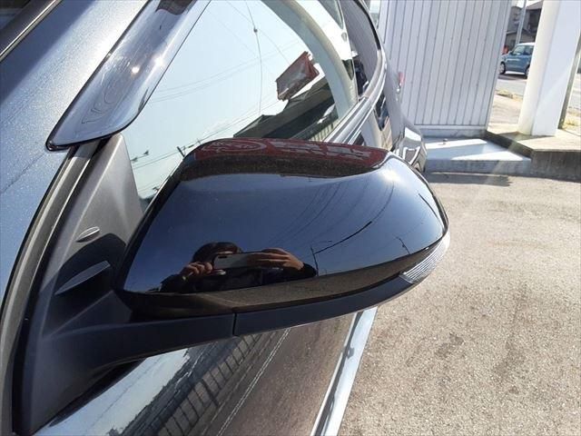Toyota YARIS 2021-04 19861-12