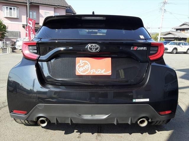 Toyota YARIS 2021-04 19861-5