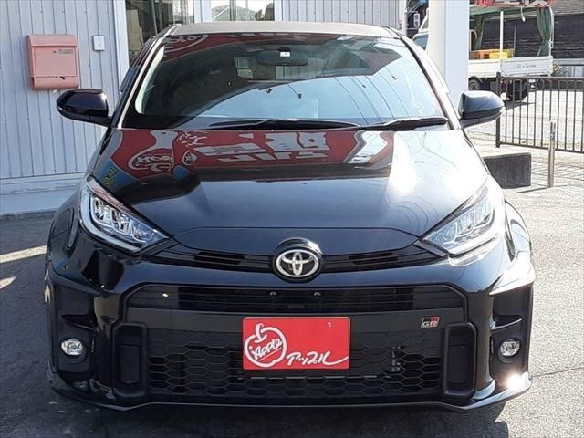 Toyota YARIS 2021-04 19861-1