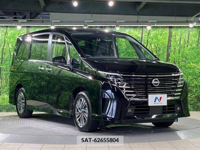 Nissan SERENA 2023-04 367611-17
