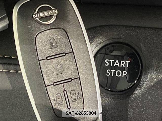 Nissan SERENA 2023-04 367611-7