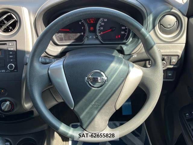 Nissan NOTE 2015-06 279959-11