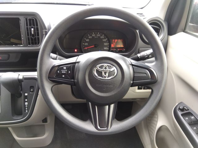 Toyota PASSO 2018-11 181754-9