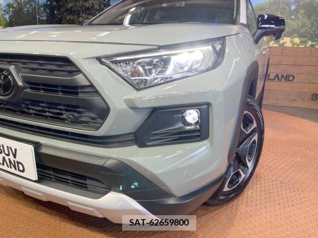 Toyota RAV4 2019-12 347496-11