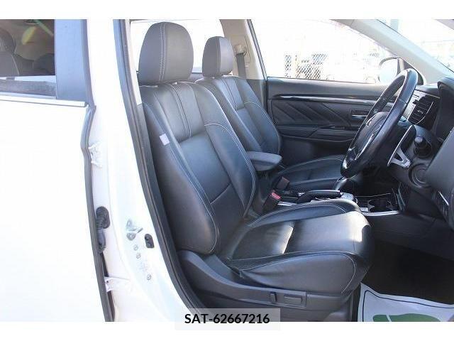 Mitsubishi OUTLANDER PHEV 2015-07 213788-12