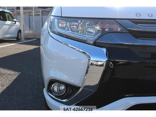 Mitsubishi OUTLANDER PHEV 2015-07 213788-9