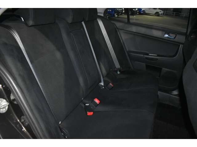 Mitsubishi LANCER 2015-03 22584-13