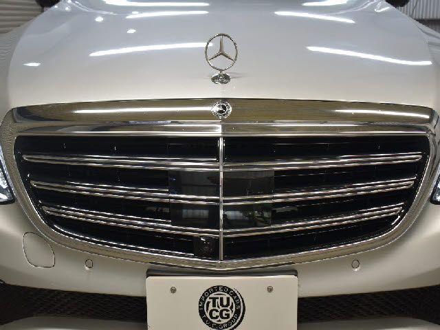 Mercedes Benz E-CLASS 2018-11 20778-25