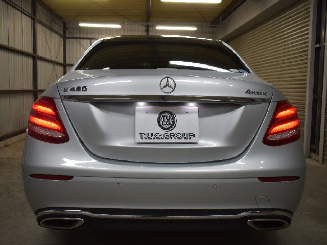 Mercedes Benz E-CLASS 2018-11 20778-28