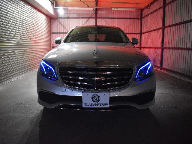 Mercedes Benz E-CLASS 2018-11 20778-24