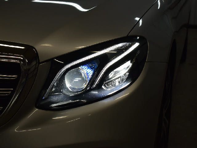 Mercedes Benz E-CLASS 2018-11 20778-27