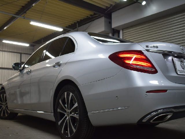 Mercedes Benz E-CLASS 2018-11 20778-23