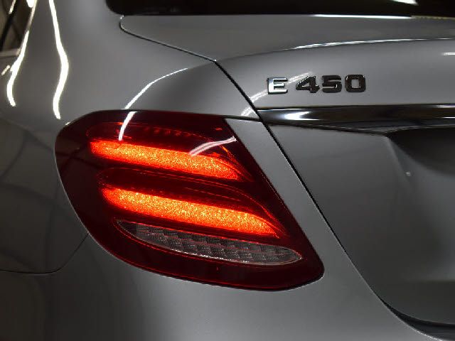 Mercedes Benz E-CLASS 2018-11 20778-26