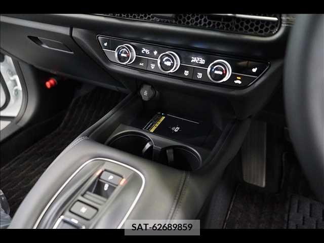 Honda ZR-V 2024-05 291321-7