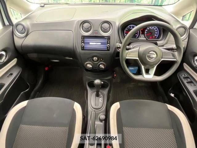 Nissan NOTE 2019-02 325482-1