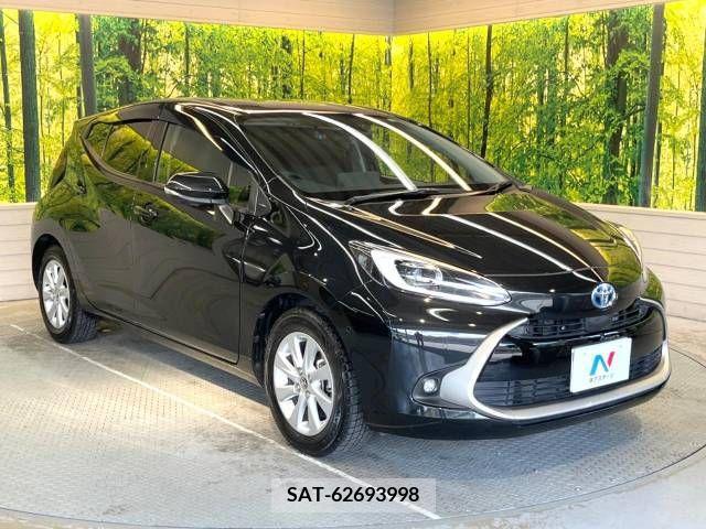 Toyota AQUA 2021-10 260439-16