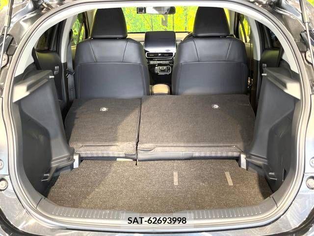 Toyota AQUA 2021-10 260439-10