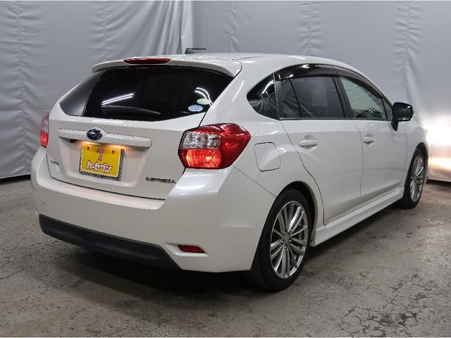 Subaru IMPREZA 2013-09 196181-1