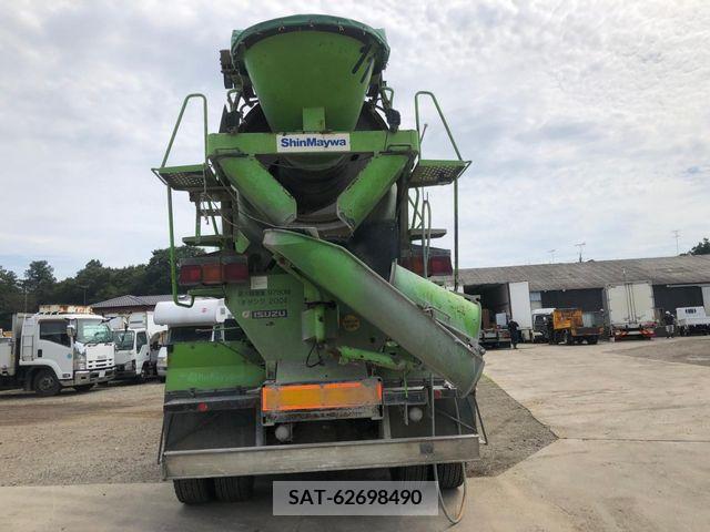 Isuzu GIGA 2004-10 351258-5