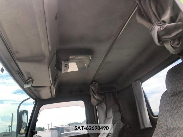 Isuzu GIGA 2004-10 351258-11