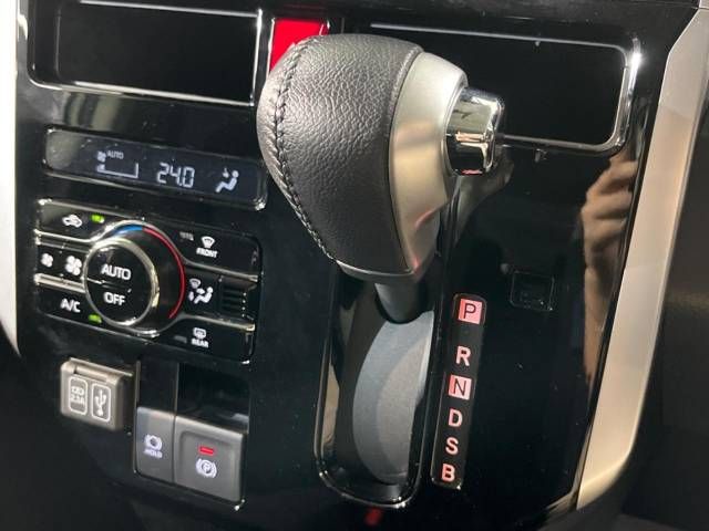 Toyota ROOMY 2022-04 16673-19
