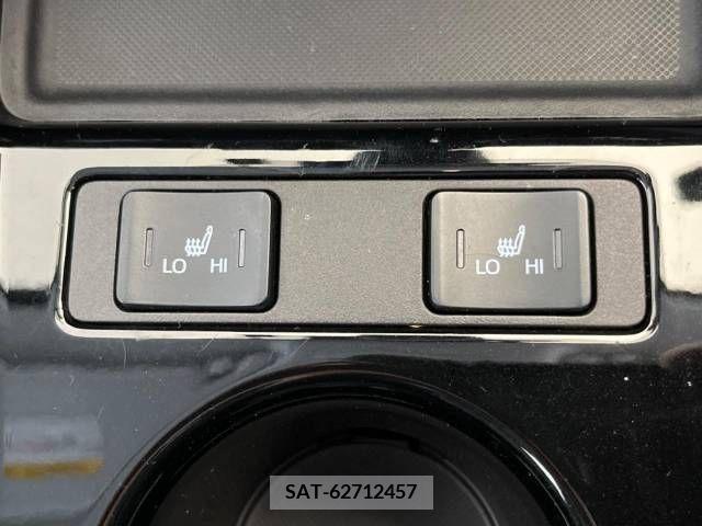 Toyota PRIUS 2019-03 366604-7