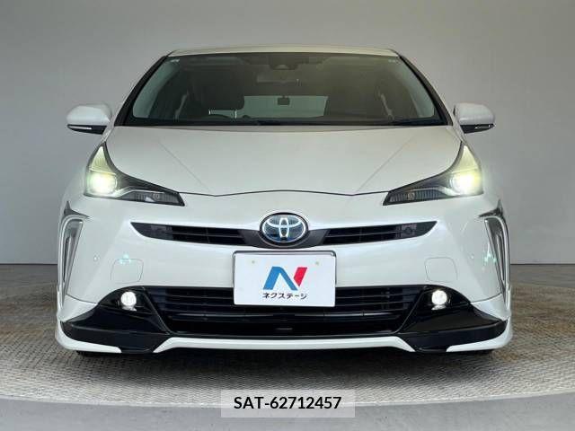 Toyota PRIUS 2019-03 366604-14