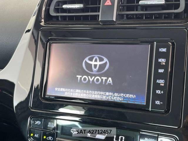 Toyota PRIUS 2019-03 366604-3
