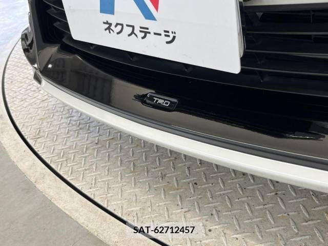 Toyota PRIUS 2019-03 366604-2