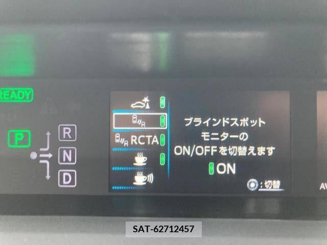 Toyota PRIUS 2019-03 366604-6