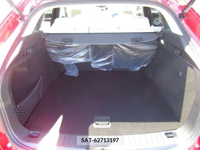 Mazda CX-60 2023-03 296504-9