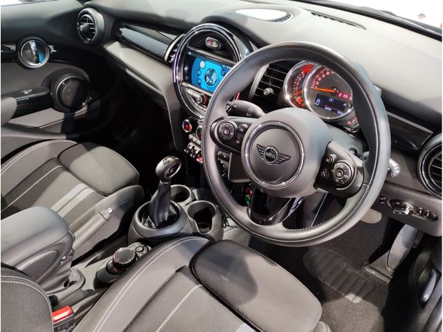Bmw MINI 2018-12 9157-14