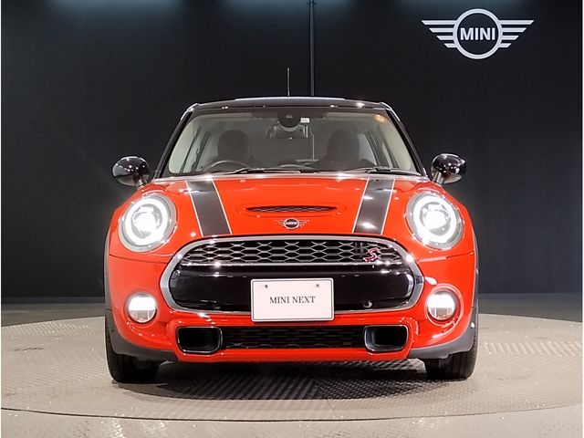 Bmw MINI 2018-12 9157-3