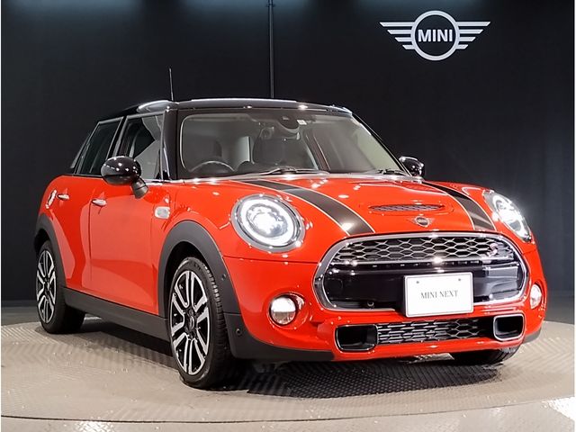 Bmw MINI 2018-12 9157-5