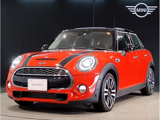 Bmw MINI 2018-12 9157-0