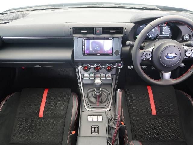 Subaru BRZ 2022-12 10493-1