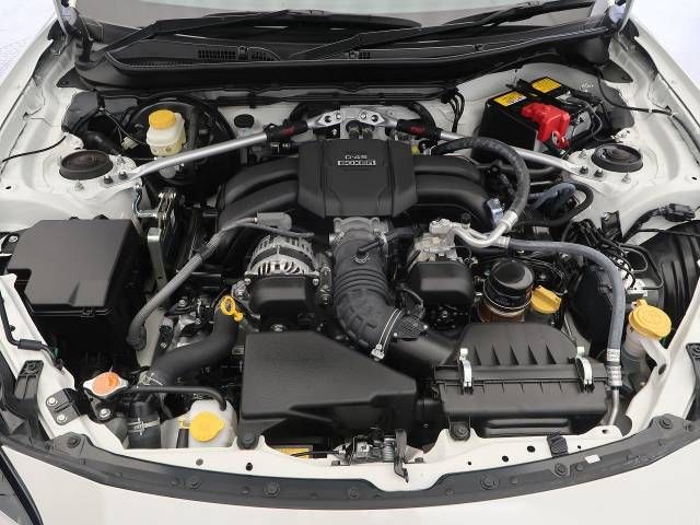Subaru BRZ 2022-12 10493-3