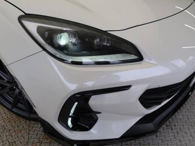 Subaru BRZ 2022-12 10493-15
