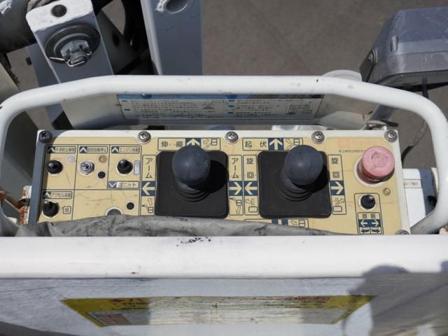 Isuzu ELF TRUCK 2012-03 196211-22