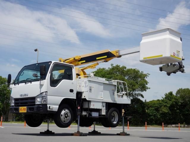 Isuzu ELF TRUCK 2012-03 196211-15