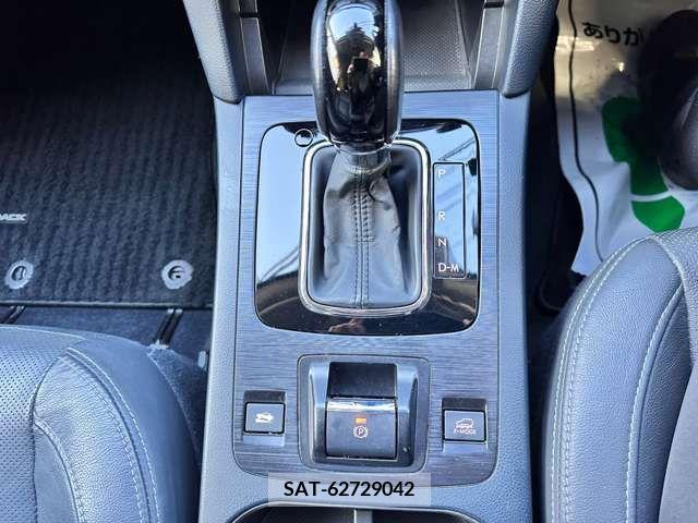 Subaru OUTBACK 2017-02 209996-11