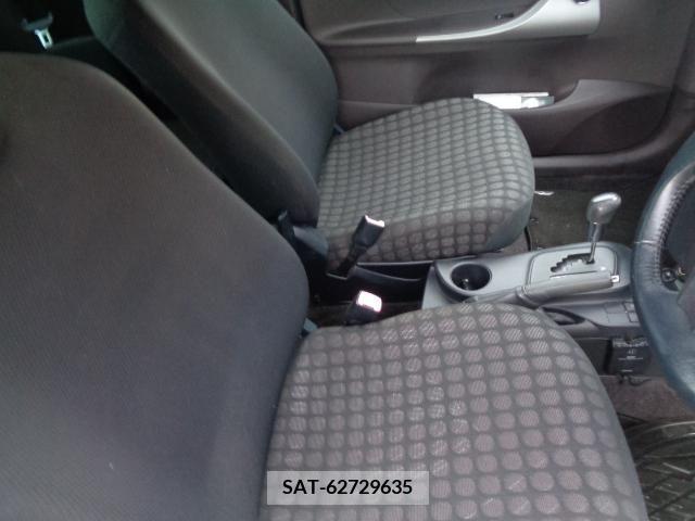 Toyota IQ 2009-07 253768-17